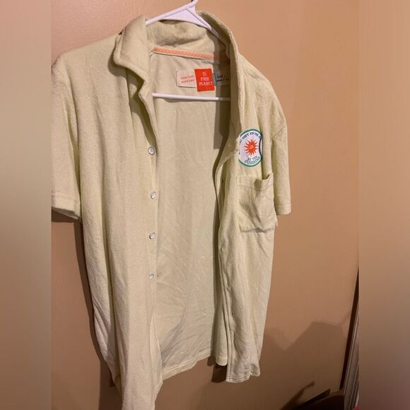 Free planet yellow terry cloth small button down - Picture 1 of 8